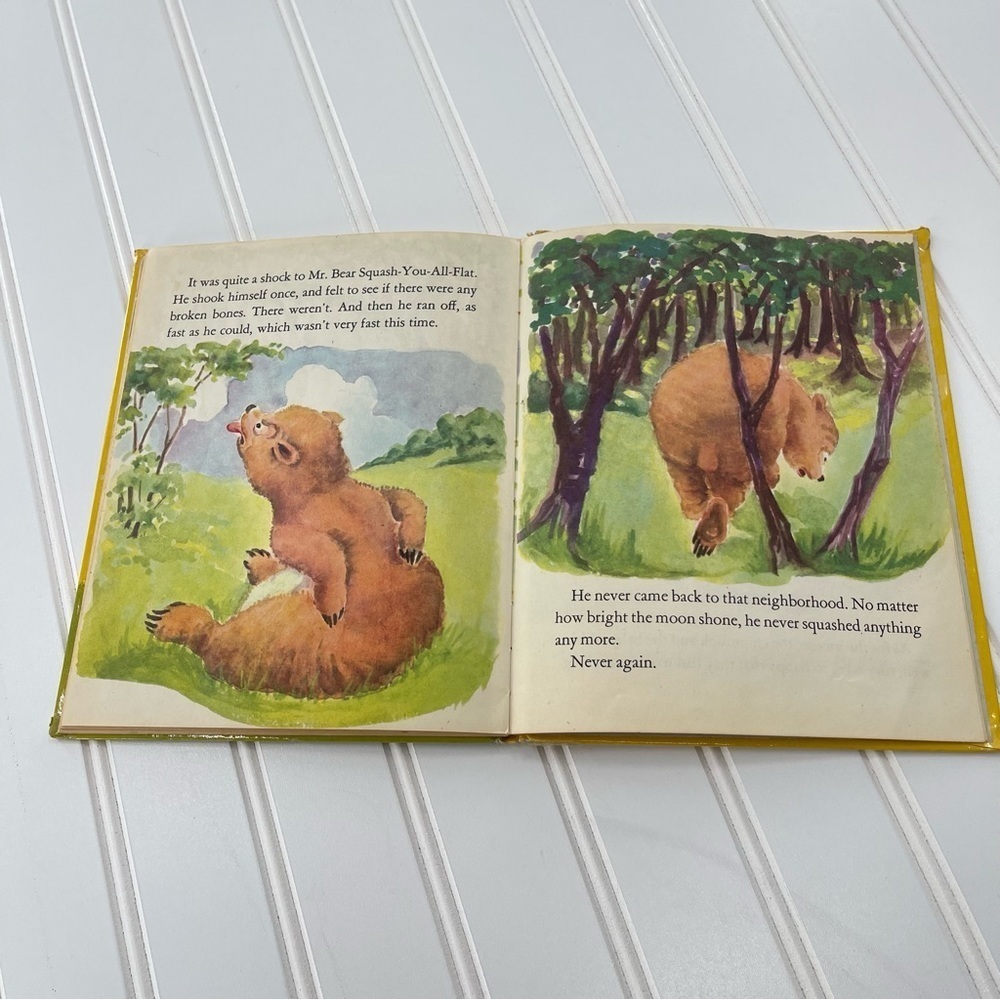 Vintage Rare Interesting Children’s Books Lot of Two - Picture 9 of 16